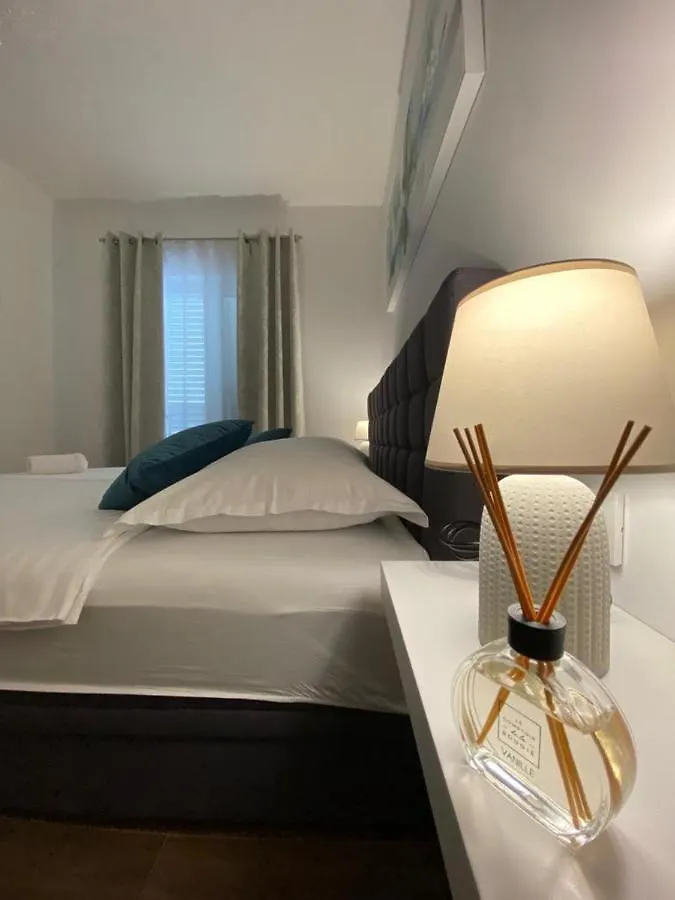 Apartment Villa Moon Trogir Croatia